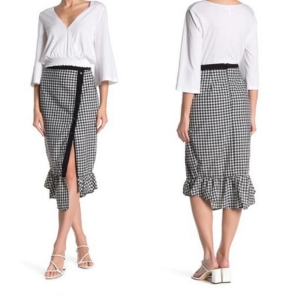 BCGeneration classic pencil skirt / or best offer❣️ - Picture 4 of 15